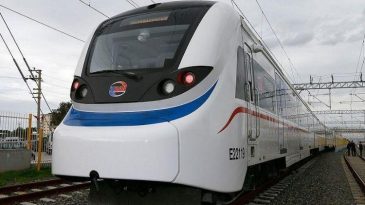 İZBAN Hattında Değişiklik: Bazı İstasyonlarda Seferler Geçici Olarak Durduruldu