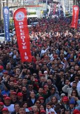 İZBB’de İşçi Kıyımı! Tugay 320 İşçiyi Kapı Önüne Koydu