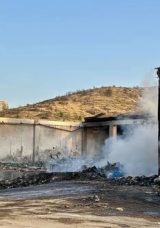 İzmir’de Geri Dönüşüm Tesisinde Yangın Çıkardığı İddiasıyla 1 Şüpheli Yakalandı!