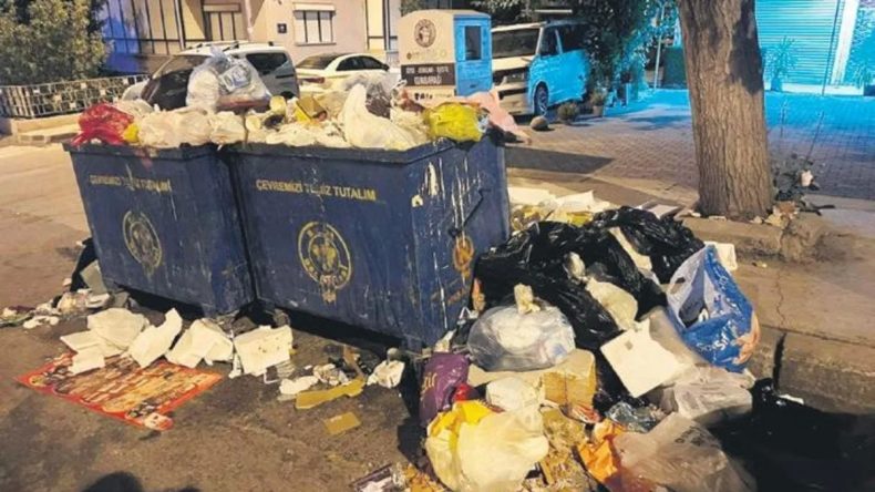 İzmir’de Yeniden Çöp Dağları Oluştu