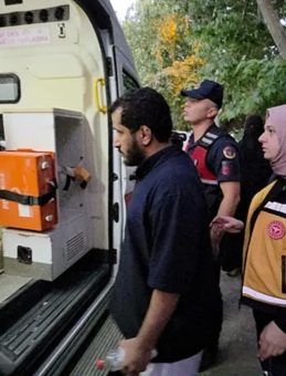 İznik Gölü’nde botta mahsur kaldı: 1 saat sonra kurtarıldı!