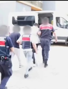 Jandarma Tefecilere Geçit Vermedi: 3 Şüpheli Tutuklandı