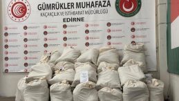 Kaçakçılar uyuşturucuları cihazla takip etmiş! İçinde 318 kilo uyuşturucu bulundu
