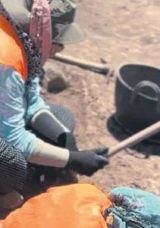 Kadınlar, tarihin katmanlarını yeniden dokuyor