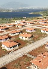 Kahramanmaraş’ta Depremzedelere Göl Manzaralı Köy Evi: Devletimiz Bize Çifte Bayram Yaşattı