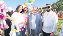 Kanseri Yenen Minik Deniz'in Balon Şenliği