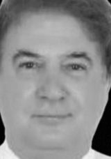 Kaptan Pilot, Tatilde Kalbine Yenildi