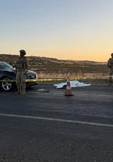 Karşıdan Karşıya Ge&ccedil;en &Ccedil;ifte Ara&ccedil; &Ccedil;arptı: 1 &Ouml;l&uuml;, 1 Yaralı!