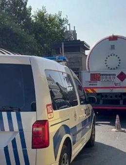 Karşıdan Karşıya Geçerken Tanker Çarptı: Feci Şekilde Can Verdi!