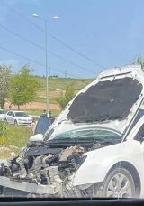Kayseri’de İki Araç Kafa Kafaya Çarpıştı: 3’ü Çocuk 8 Yaralı!