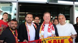 Kayserispor’un Yeni Teknik Direktörü Markus Gisdol, Şehre Adım Attı!