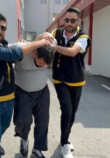 Kendisini ve Eşini Evden Kovan Annesini Öldürdü