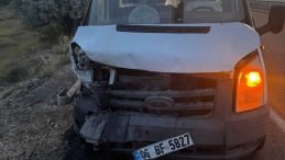 Kırıkkale’de kamyonet ile otomobil çarpıştı: 1 ölü, 2 yaralı
