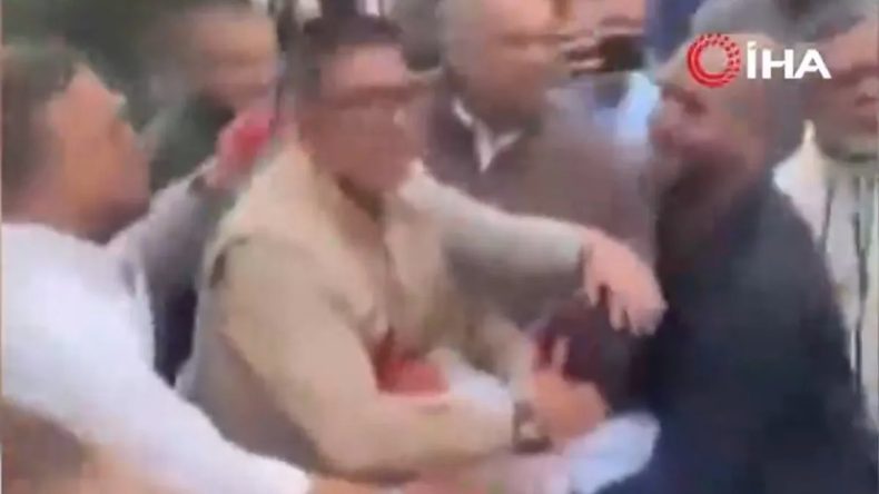 Kolombiya’da Cumhurbaşkanı Adayına Suikast: Başından Vuruldu!