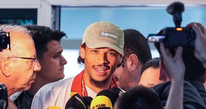 Kompany’den Leroy Sane açıklaması! “Hala bizim oyuncumuz”