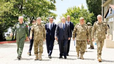 Komutanlarla Sıfır Noktasında Toplantı