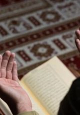 Korku Duası Okunuşu – Vesvese, Huzursuzluk, Sıkıntı Anında, Korkunca Okunacak Dua ve Sureler