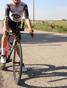 Köyden Avrupa’ya, 29 Yaşındaki Kadın Pedal Gücüyle Dikkatleri Üstüne Çekiyor!