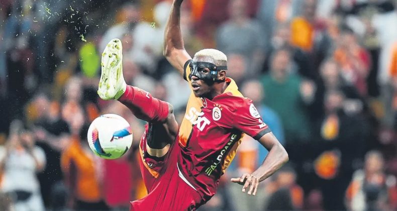 Mecburen Al-Hilal!