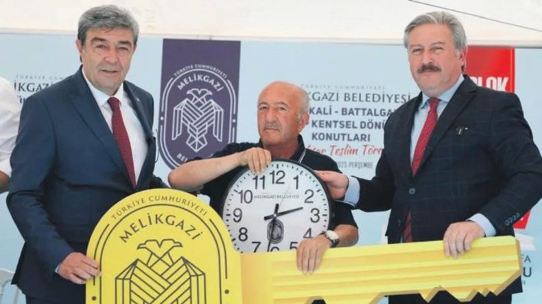 Melikgazi Belediyesi 120 Aileyi Ev Sahibi Yaptı