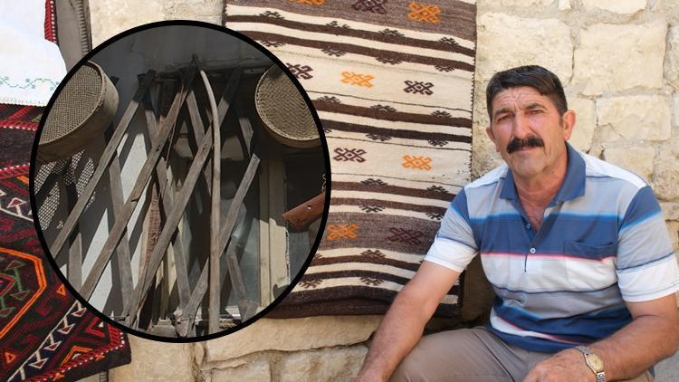 Mersin’deki Bahçesinde Ziyaretçileri Ağırlayan Murat Tatlı’nın İlginç Koleksiyonu
