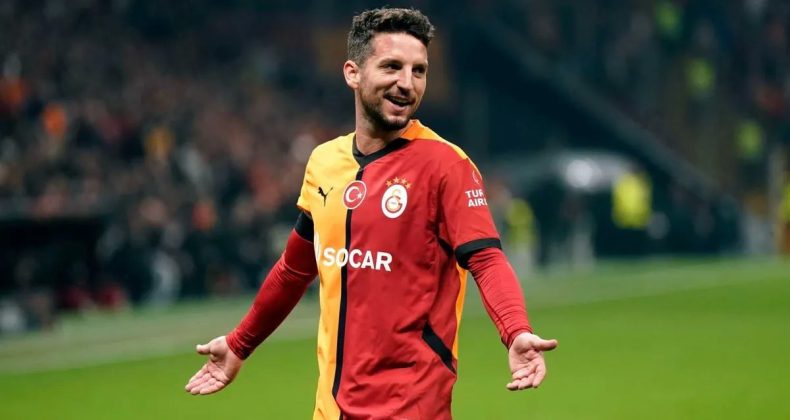 Mertens Futbola Veda Etti!