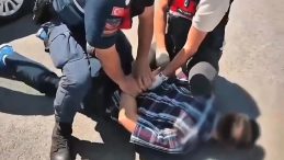 Midesinde Uyuşturucu Taşıyan 3 İranlı Yakayı Yakaladı