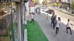 Midyat'ta Korkunç Kaza: Yere Düşen Kişiye Minibüs Çarptı!