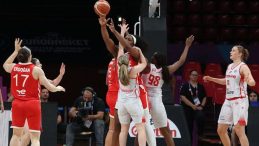 A Milli Kadın Basketbol Takımı, Avrupa Şampiyonası’nda İsviçre’yi farklı mağlup etti