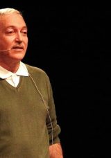 Miniklerin Masalcı Abisi Dualarla Uğurlandı