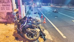 Motosikletler Çarpıştı, Sürücüleri Hayatını Kaybetti