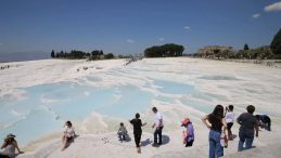 Nisan’da Turizm Hareketliliği: Geceleme Sayısı 16 Milyonu Geçti