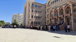Nusaybin’de YKS’ye Geç Kalan İki Öğrenci Sınava Alınmadı