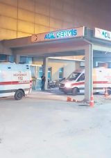 Oğlu Babasının Boğazını Kesti