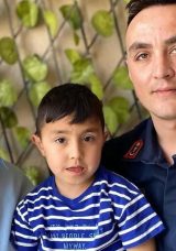 Oğlumuz gözlerimizin önünde eriyor