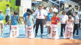 Okul Bahçesinde Festival Coşkusu