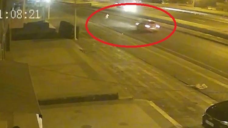 Otomobilin çarptığı 9 yaşındaki çocuk hayatını kaybetti! Kaza kamerada