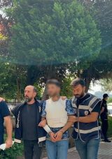 Otomobiline Binerken Hayatını Kaybetti