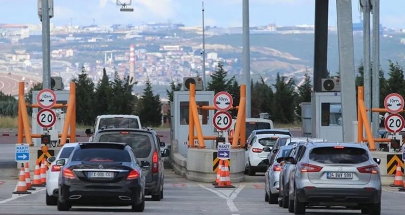 Otoyol Geçiş Ücretlerine Otomatik Zam