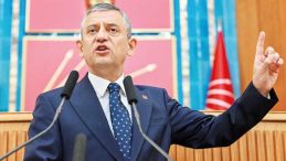Özel’den ‘kurultay davası’ açıklaması: Kayyuma teslim etmeyiz