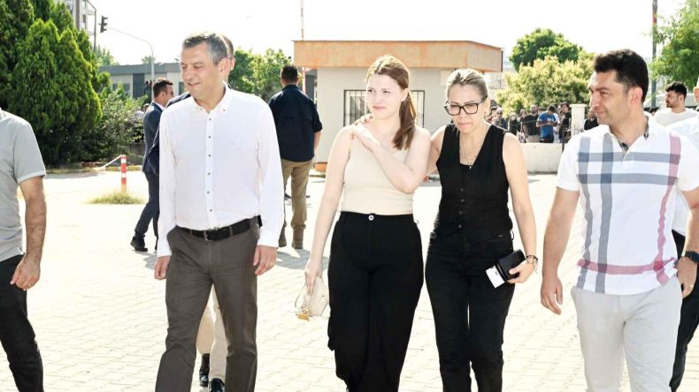 Özgür Özel, Nehir’i Sınava Götürdü