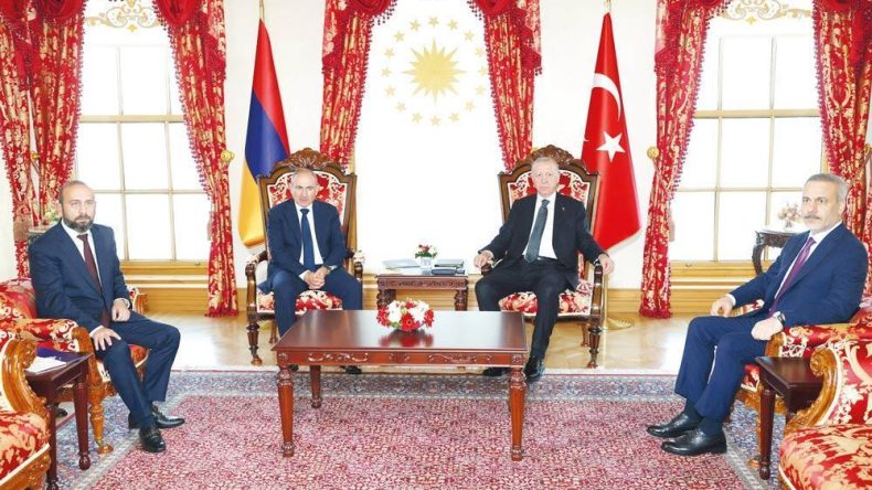 Paşinyan Dolmabahçe’de