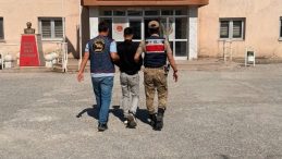 Patnos'ta Kasten Öldürme Suçundan Aranan Şahıs Jandarma Tarafından Ele Geçirildi