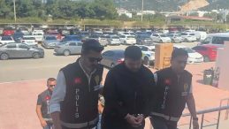 Polisiz Yalanıyla 40 Milyon TL Dolandırıldılar! 5 Kişi Tutuklandı