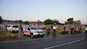 Pusu Kurup Otomatik Silahlarla Ateş Açtılar: 1 Ölü