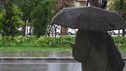 Sağanak Yağış Hafta Sonu Geliyor! İstanbul ve Ankara da Etkilenecek!