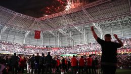 Samsunspor’dan Avrupa Kutlaması