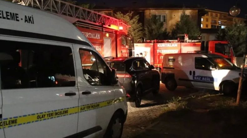 Siirt’te Polis Lojmanında Korkutan Yangın