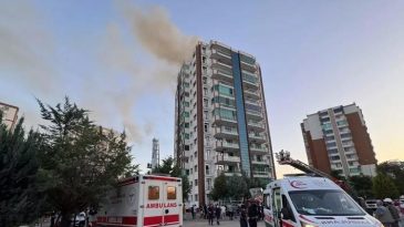 Son dakika haberi… Diyarbakır’da 13 katlı apartmanda yangın: 2’si çocuk 3 kişi hayatını kaybetti
