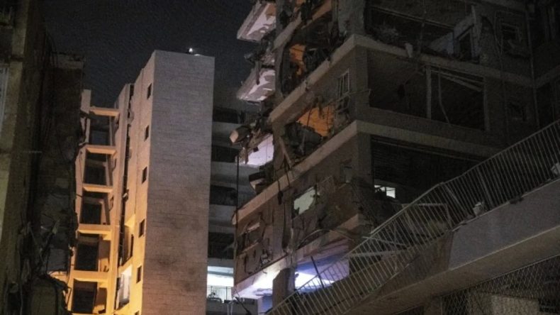 SON DAKİKA | İran-İsrail çatışmasında önemli gelişmeler! Ortadoğu’da gerginlik tırmanıyor: Karşılıklı saldırılar devam ediyor